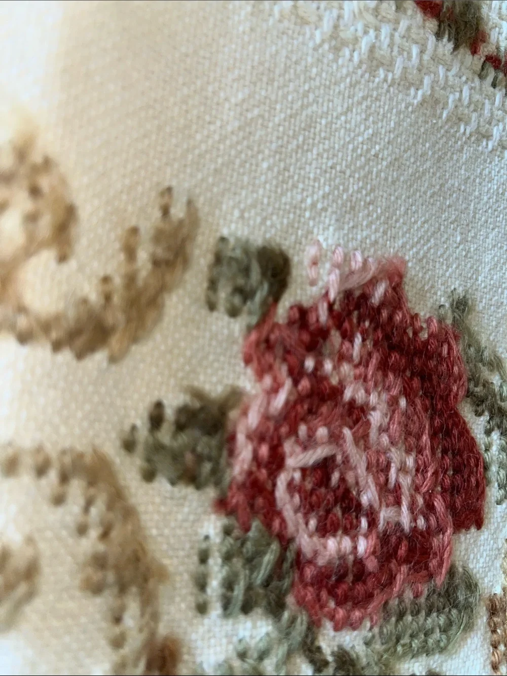 Vintage Handmade Floral Embroidered Table Runner in Cream and Pink 15”x39”
